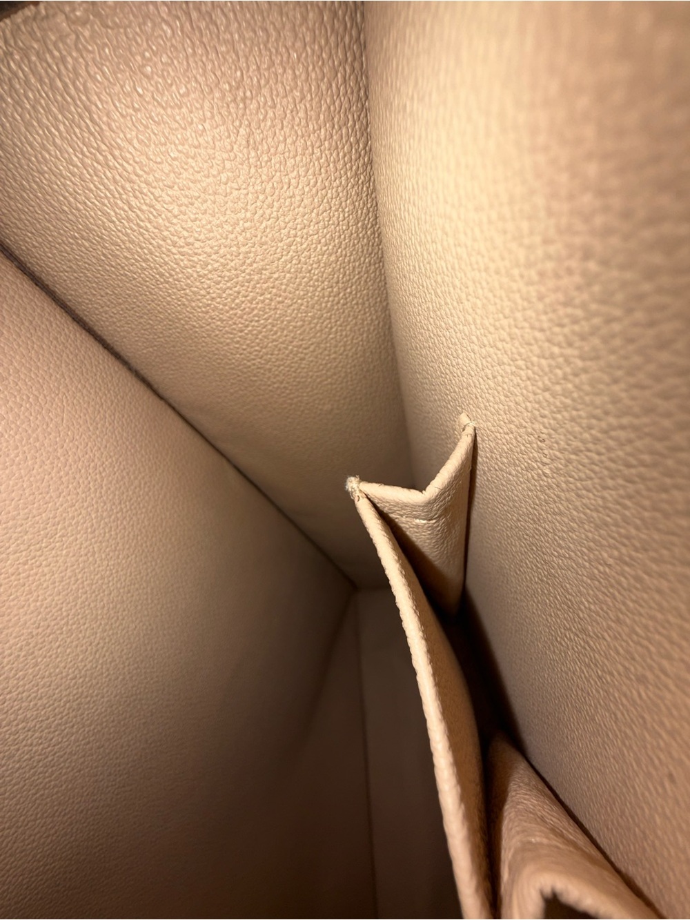 Louis Vuitton Brown Monogram Canvas Sac Plat Tote with Vachetta Handles - Picture 11 of 16